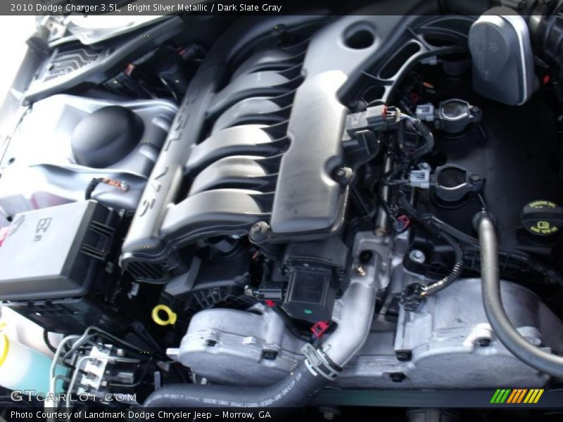 Bright Silver Metallic / Dark Slate Gray 2010 Dodge Charger 3.5L