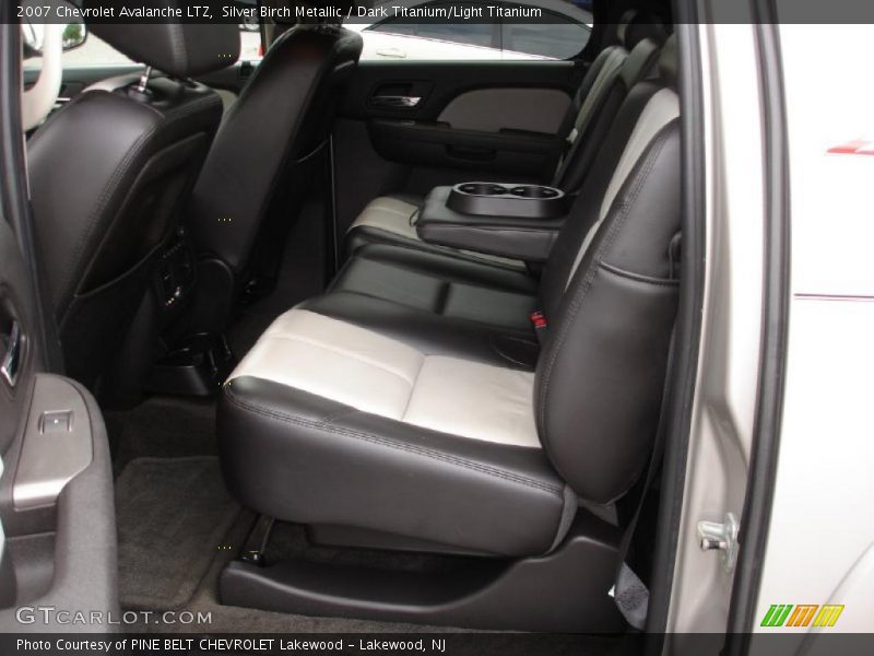 Silver Birch Metallic / Dark Titanium/Light Titanium 2007 Chevrolet Avalanche LTZ