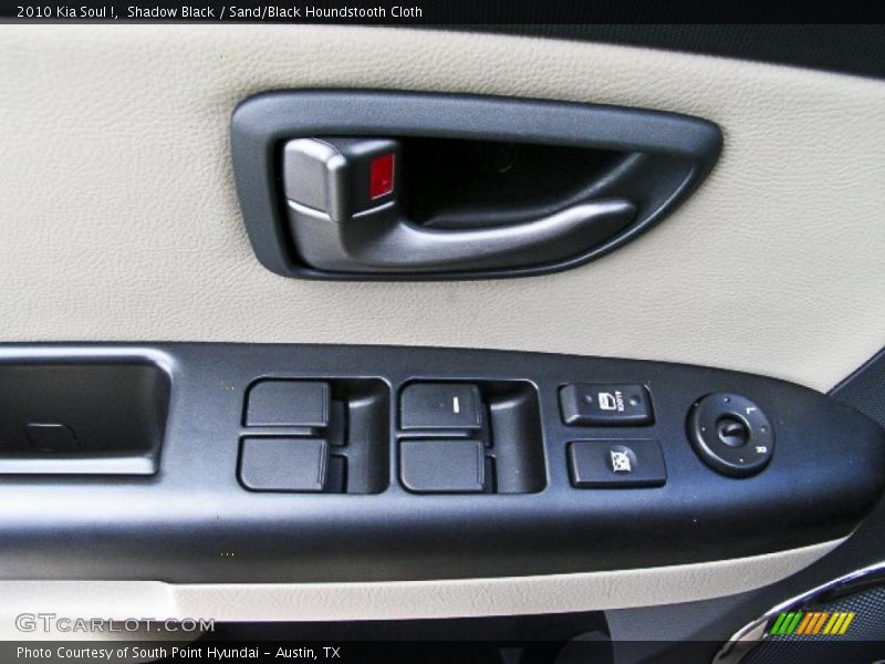Shadow Black / Sand/Black Houndstooth Cloth 2010 Kia Soul !