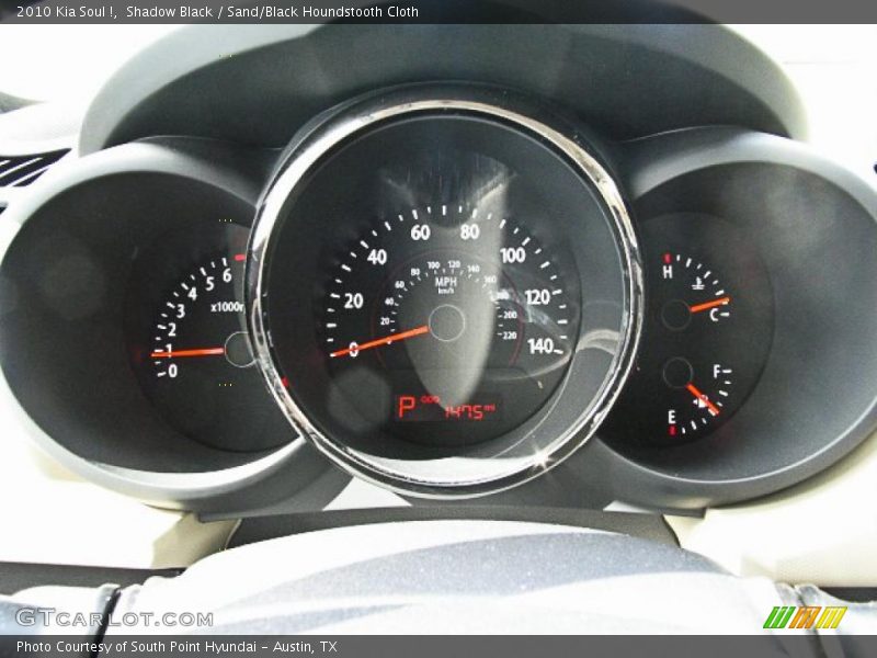 Shadow Black / Sand/Black Houndstooth Cloth 2010 Kia Soul !