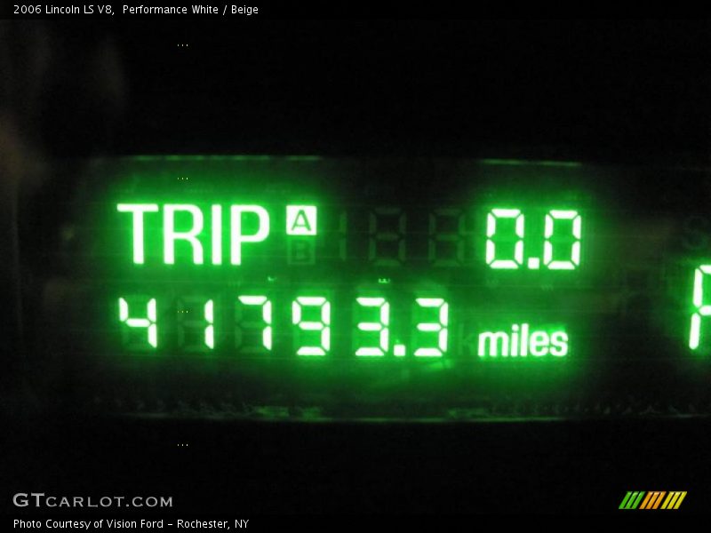 Performance White / Beige 2006 Lincoln LS V8