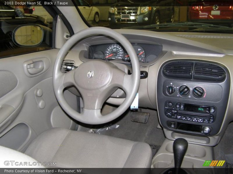 Black / Taupe 2003 Dodge Neon SE