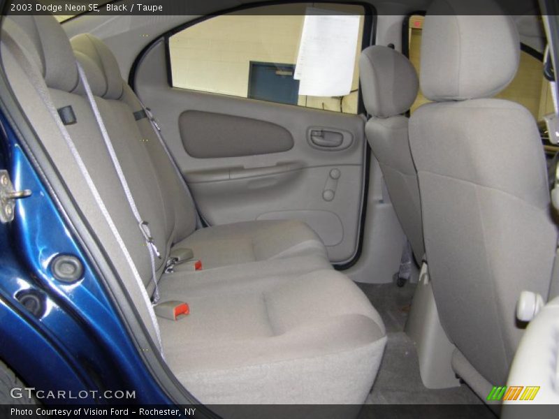Black / Taupe 2003 Dodge Neon SE