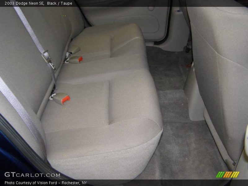 Black / Taupe 2003 Dodge Neon SE
