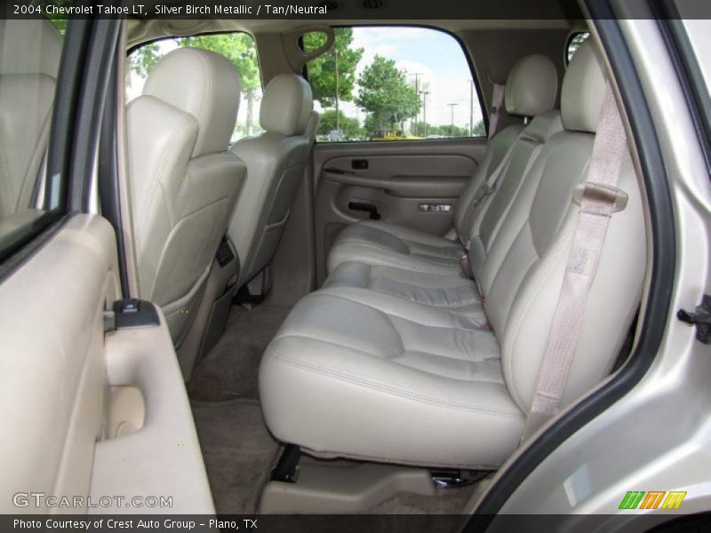 Silver Birch Metallic / Tan/Neutral 2004 Chevrolet Tahoe LT