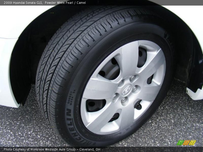 Powder White Pearl / Camel 2009 Hyundai Sonata GLS