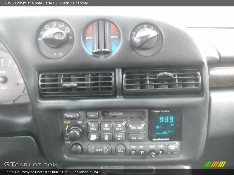 Black / Charcoal 1996 Chevrolet Monte Carlo LS