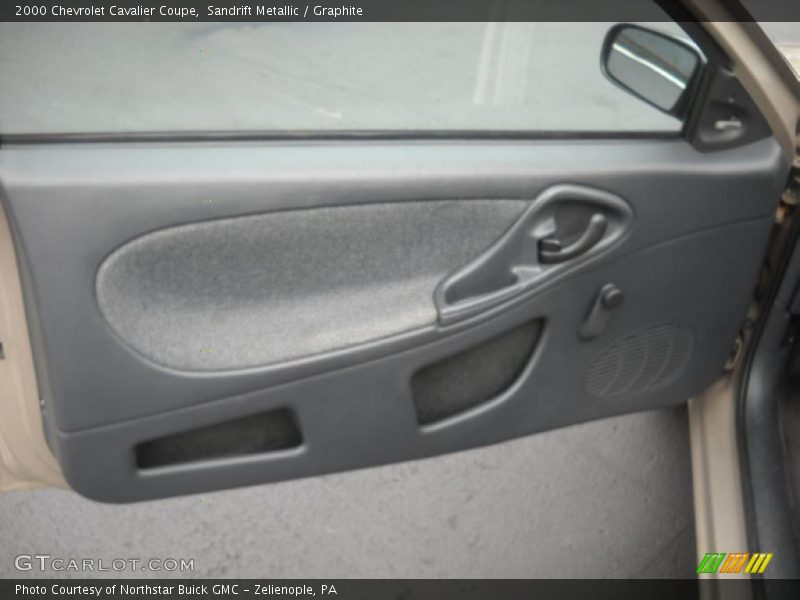 Sandrift Metallic / Graphite 2000 Chevrolet Cavalier Coupe
