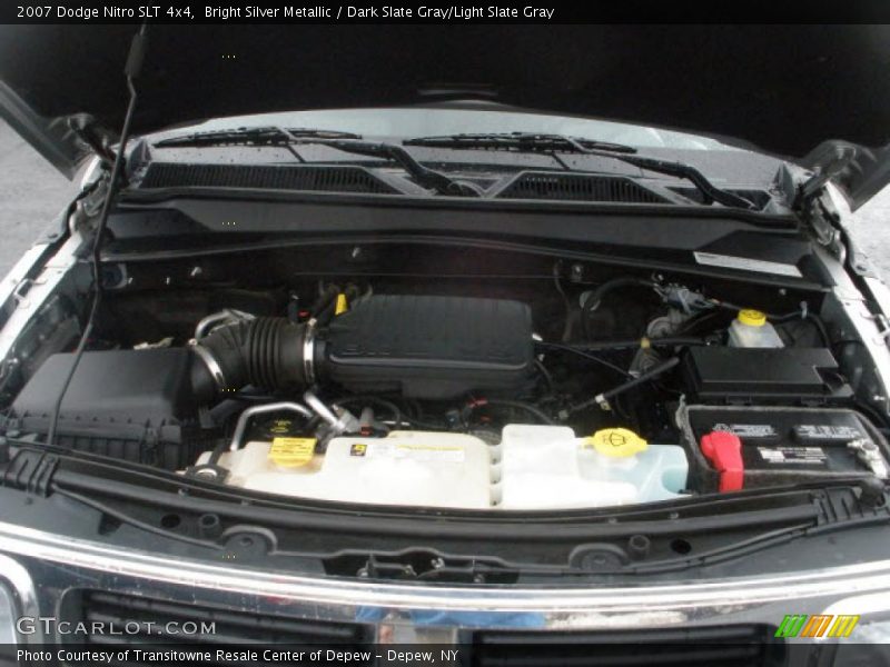 Bright Silver Metallic / Dark Slate Gray/Light Slate Gray 2007 Dodge Nitro SLT 4x4