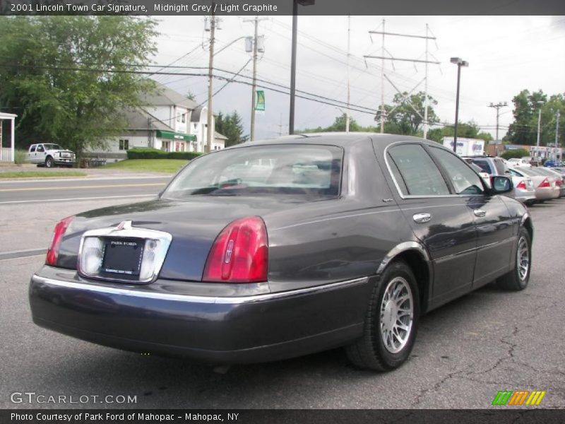 Midnight Grey / Light Graphite 2001 Lincoln Town Car Signature