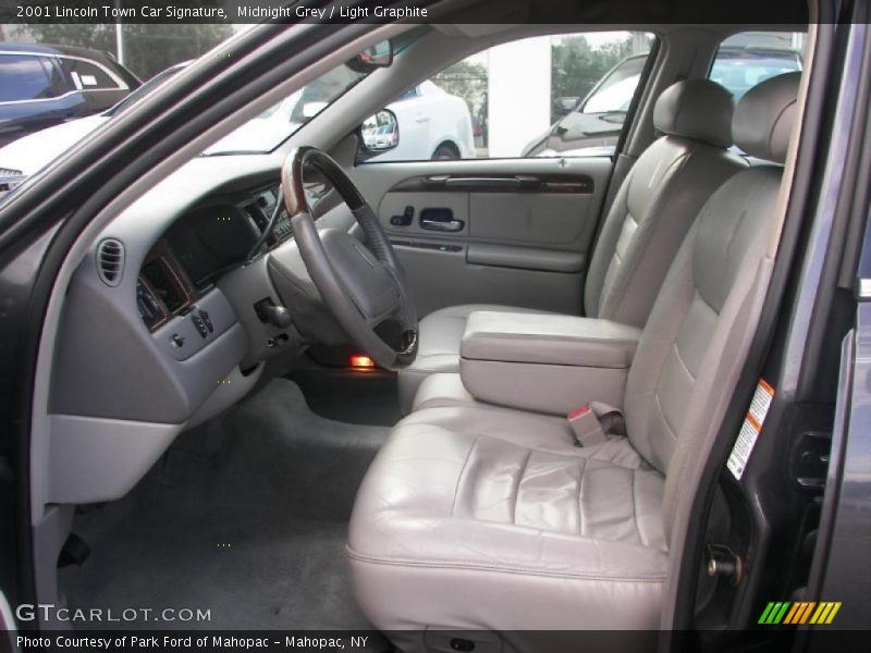 Midnight Grey / Light Graphite 2001 Lincoln Town Car Signature