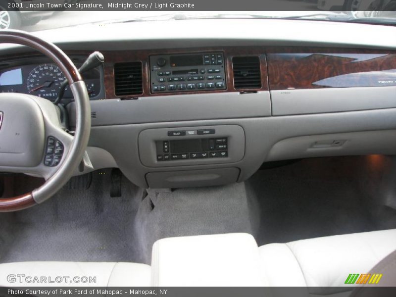 Midnight Grey / Light Graphite 2001 Lincoln Town Car Signature