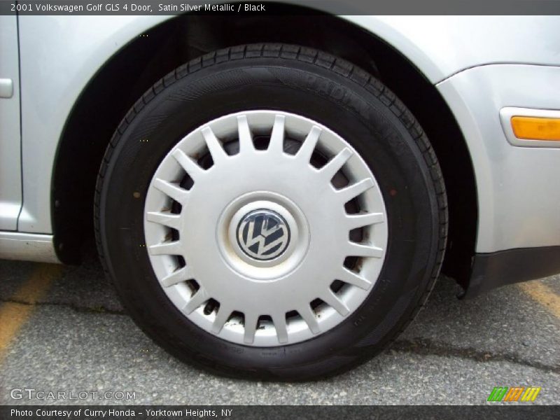 Satin Silver Metallic / Black 2001 Volkswagen Golf GLS 4 Door