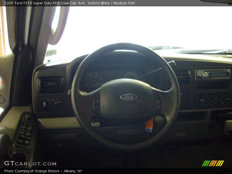 Oxford White / Medium Flint 2005 Ford F350 Super Duty FX4 Crew Cab 4x4