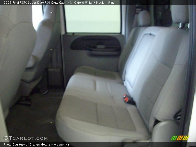 Oxford White / Medium Flint 2005 Ford F350 Super Duty FX4 Crew Cab 4x4