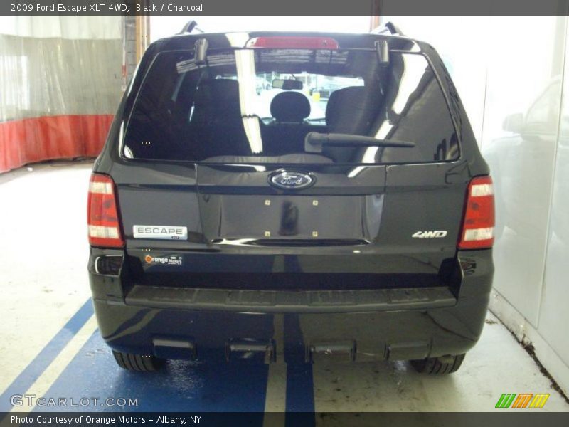 Black / Charcoal 2009 Ford Escape XLT 4WD