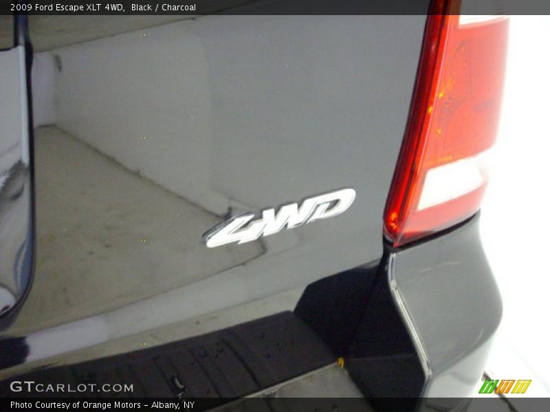 Black / Charcoal 2009 Ford Escape XLT 4WD