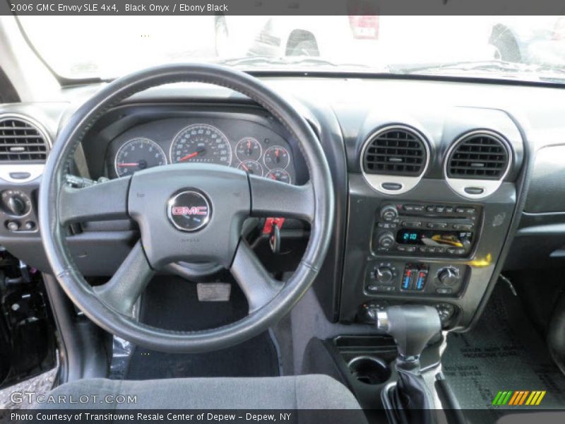 Black Onyx / Ebony Black 2006 GMC Envoy SLE 4x4