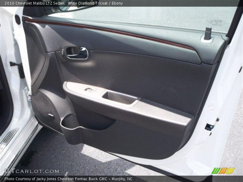 White Diamond Tricoat / Ebony 2010 Chevrolet Malibu LTZ Sedan