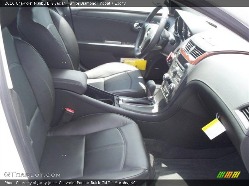 White Diamond Tricoat / Ebony 2010 Chevrolet Malibu LTZ Sedan