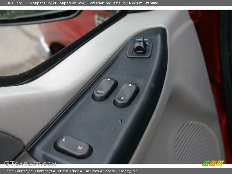 Toreador Red Metallic / Medium Graphite 2001 Ford F350 Super Duty XLT SuperCab 4x4
