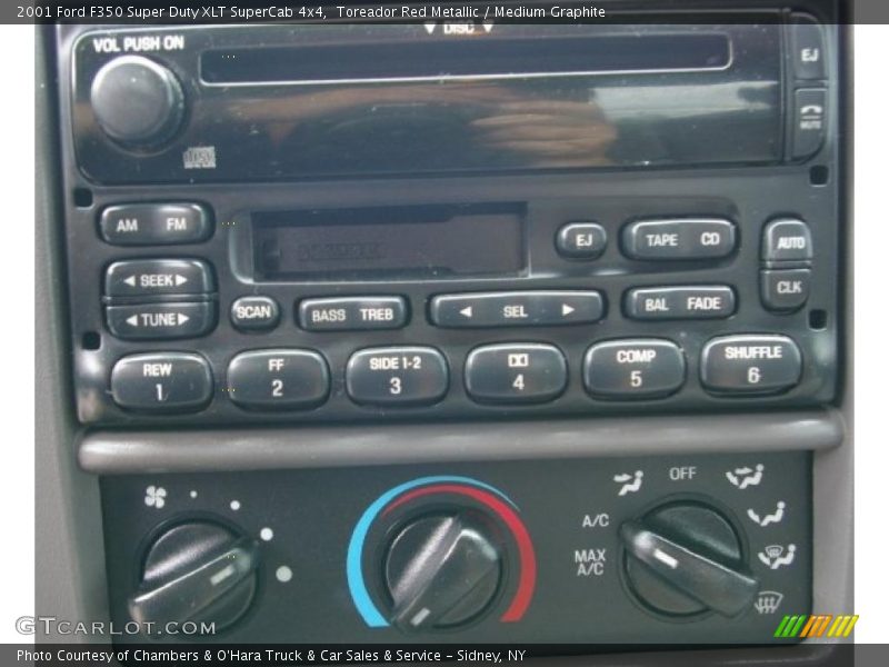 Toreador Red Metallic / Medium Graphite 2001 Ford F350 Super Duty XLT SuperCab 4x4