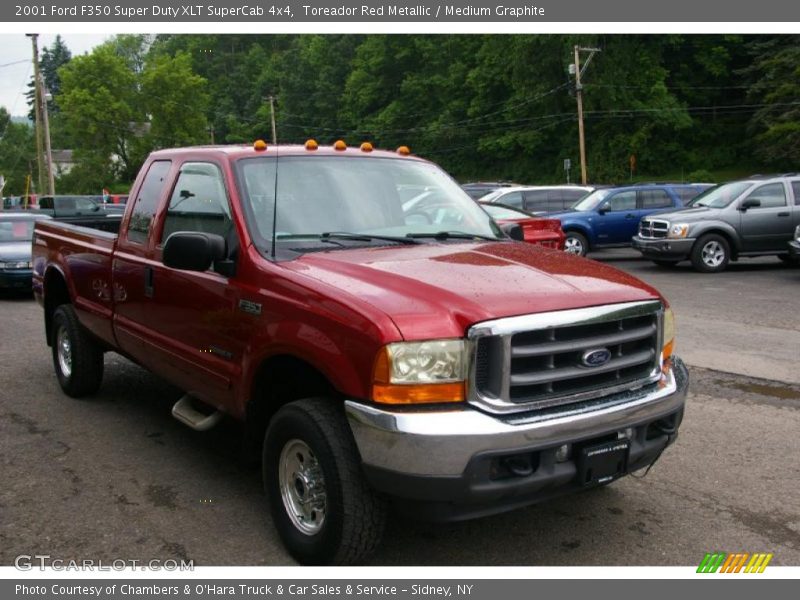 Toreador Red Metallic / Medium Graphite 2001 Ford F350 Super Duty XLT SuperCab 4x4
