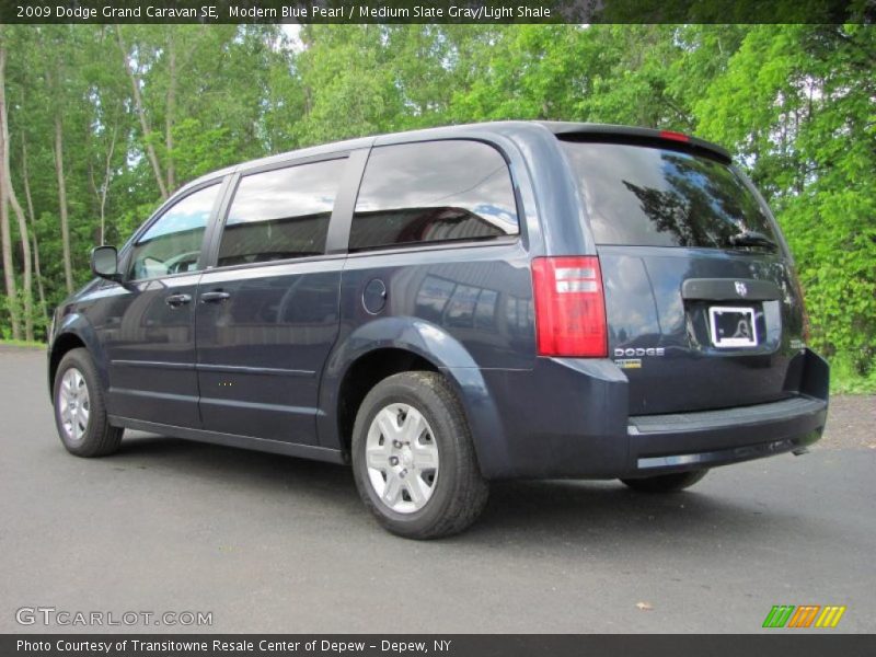 Modern Blue Pearl / Medium Slate Gray/Light Shale 2009 Dodge Grand Caravan SE