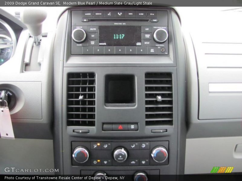 Modern Blue Pearl / Medium Slate Gray/Light Shale 2009 Dodge Grand Caravan SE