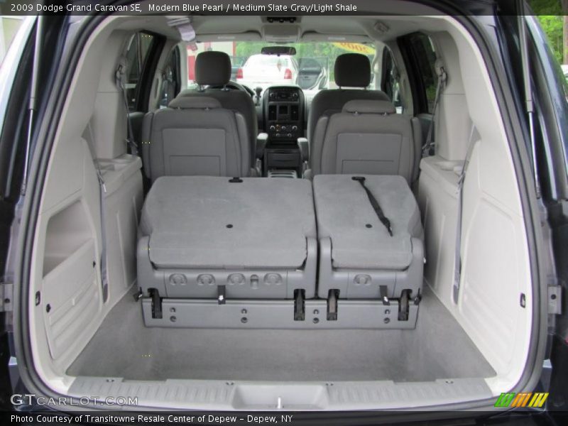 Modern Blue Pearl / Medium Slate Gray/Light Shale 2009 Dodge Grand Caravan SE
