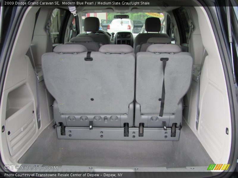 Modern Blue Pearl / Medium Slate Gray/Light Shale 2009 Dodge Grand Caravan SE