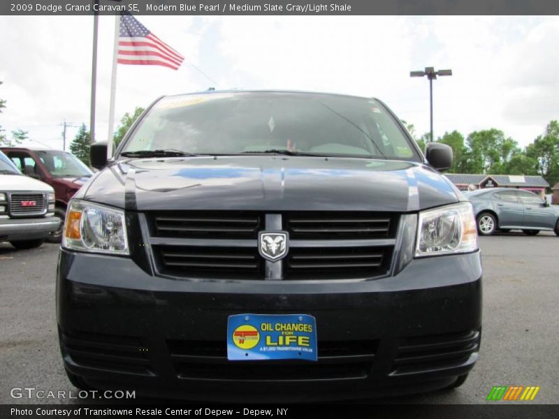 Modern Blue Pearl / Medium Slate Gray/Light Shale 2009 Dodge Grand Caravan SE