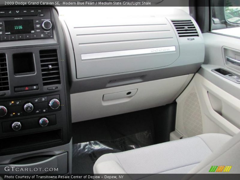 Modern Blue Pearl / Medium Slate Gray/Light Shale 2009 Dodge Grand Caravan SE