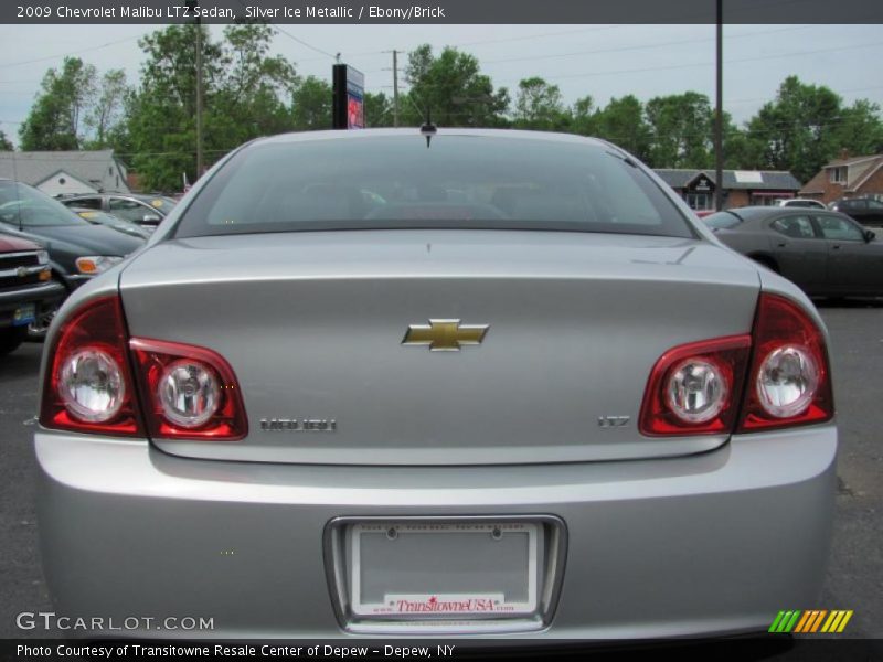 Silver Ice Metallic / Ebony/Brick 2009 Chevrolet Malibu LTZ Sedan