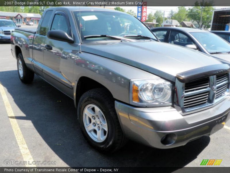 Mineral Gray Metallic / Medium Slate Gray 2007 Dodge Dakota SLT Club Cab 4x4