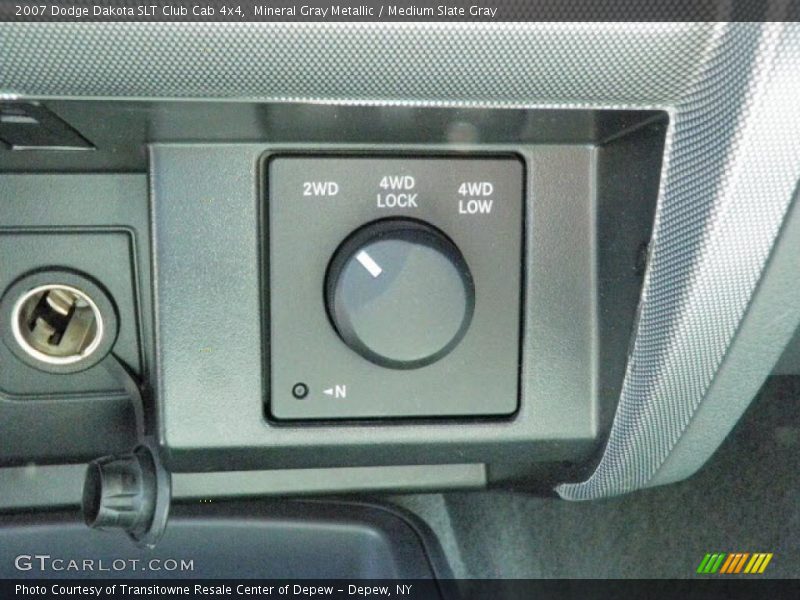 Mineral Gray Metallic / Medium Slate Gray 2007 Dodge Dakota SLT Club Cab 4x4