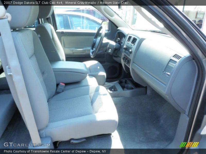 Mineral Gray Metallic / Medium Slate Gray 2007 Dodge Dakota SLT Club Cab 4x4
