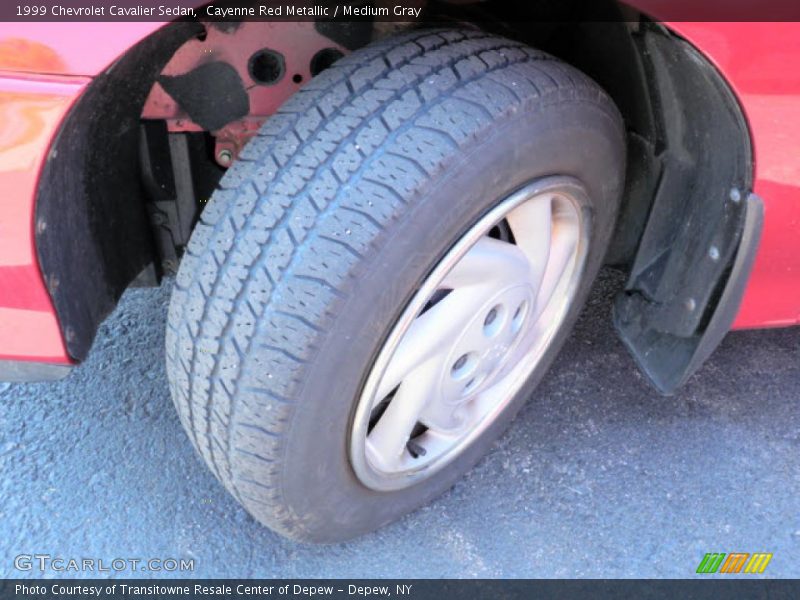 Cayenne Red Metallic / Medium Gray 1999 Chevrolet Cavalier Sedan