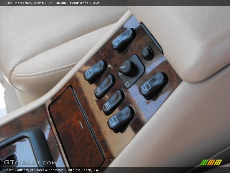 Polar White / Java 2000 Mercedes-Benz ML 320 4Matic