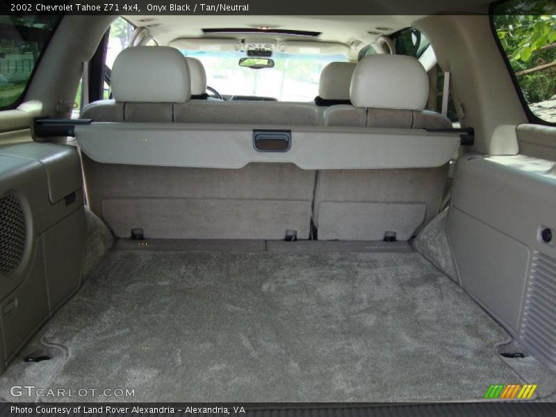 Onyx Black / Tan/Neutral 2002 Chevrolet Tahoe Z71 4x4