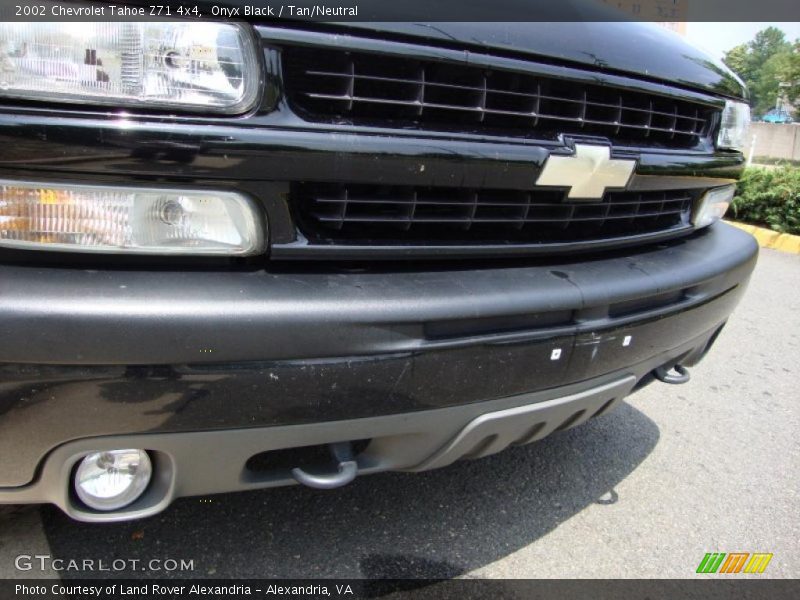 Onyx Black / Tan/Neutral 2002 Chevrolet Tahoe Z71 4x4