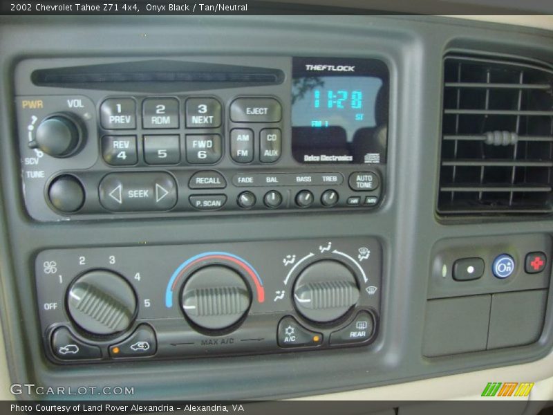 Onyx Black / Tan/Neutral 2002 Chevrolet Tahoe Z71 4x4