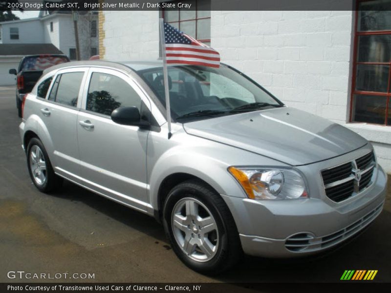 Bright Silver Metallic / Dark Slate Gray 2009 Dodge Caliber SXT