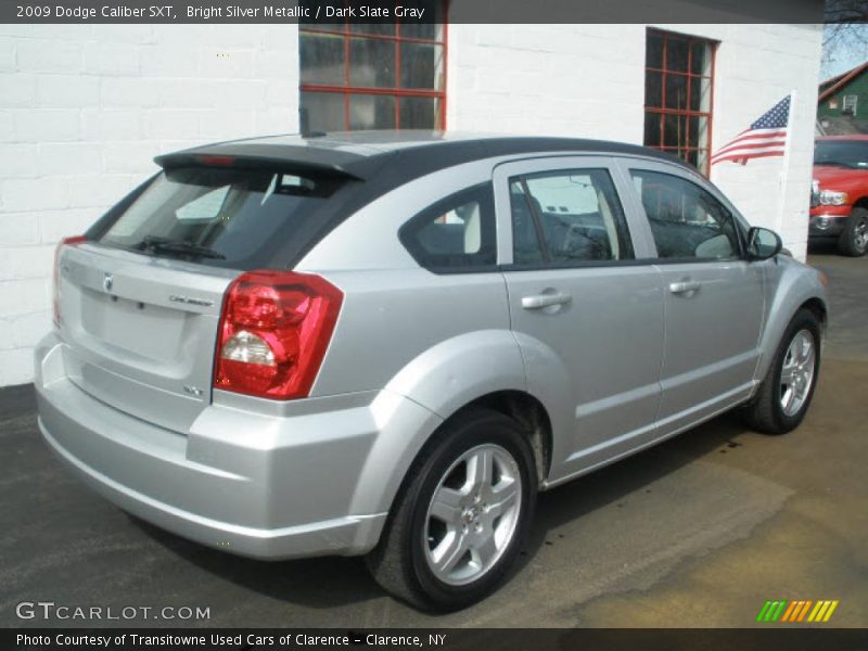 Bright Silver Metallic / Dark Slate Gray 2009 Dodge Caliber SXT