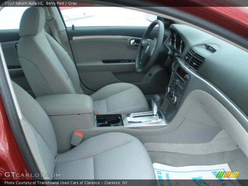 Berry Red / Gray 2007 Saturn Aura XE