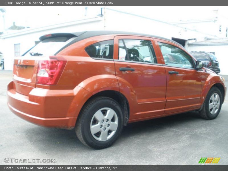 Sunburst Orange Pearl / Dark Slate Gray 2008 Dodge Caliber SE