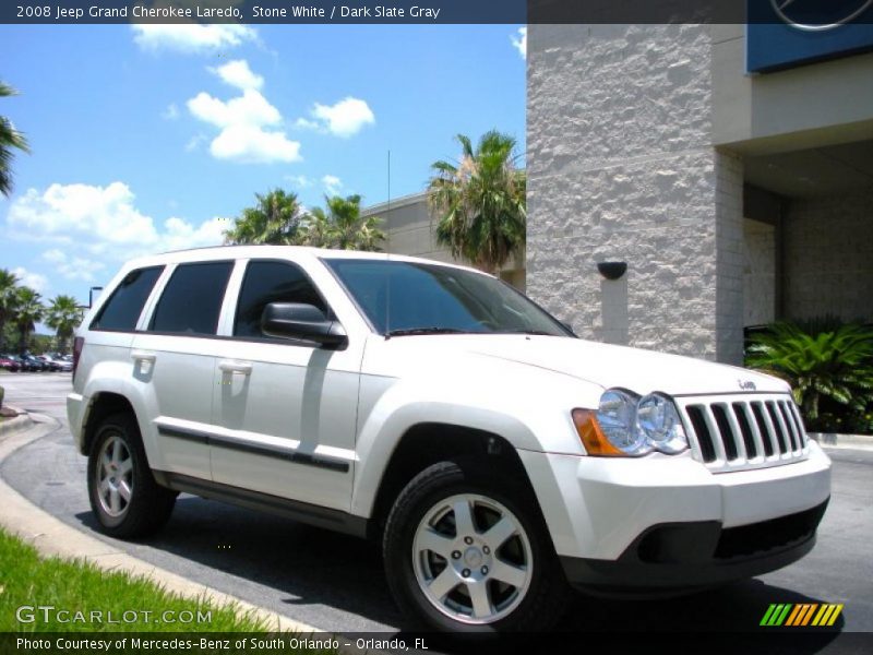 Stone White / Dark Slate Gray 2008 Jeep Grand Cherokee Laredo