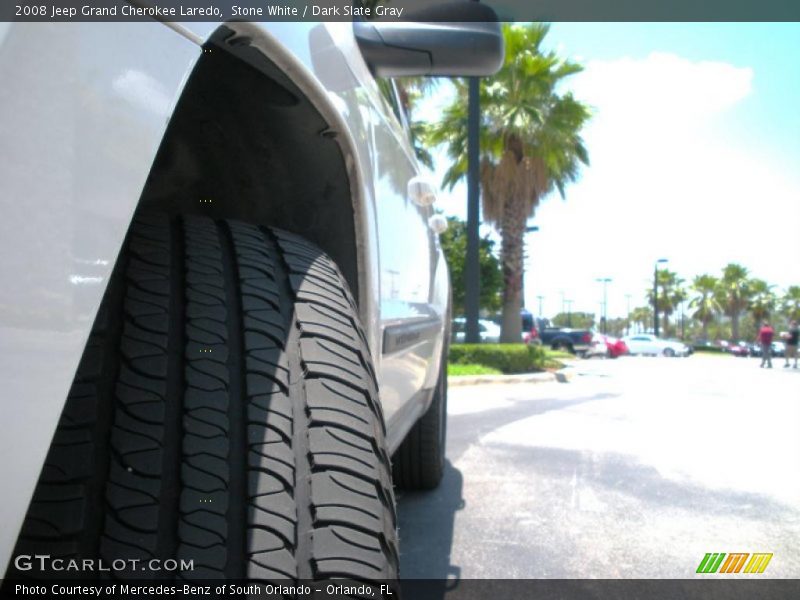 Stone White / Dark Slate Gray 2008 Jeep Grand Cherokee Laredo