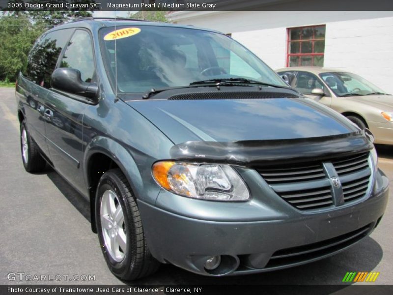 Magnesium Pearl / Medium Slate Gray 2005 Dodge Grand Caravan SXT