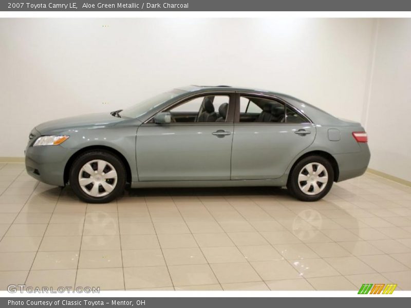 Aloe Green Metallic / Dark Charcoal 2007 Toyota Camry LE
